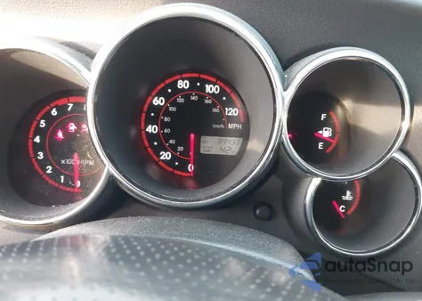 2005 Toyota Matrix from USA, damaged, VIN 2T1KR32E95C389498